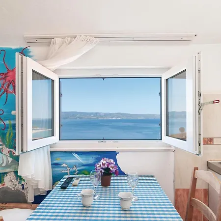 Apartment Gorgeous In With House Sea View